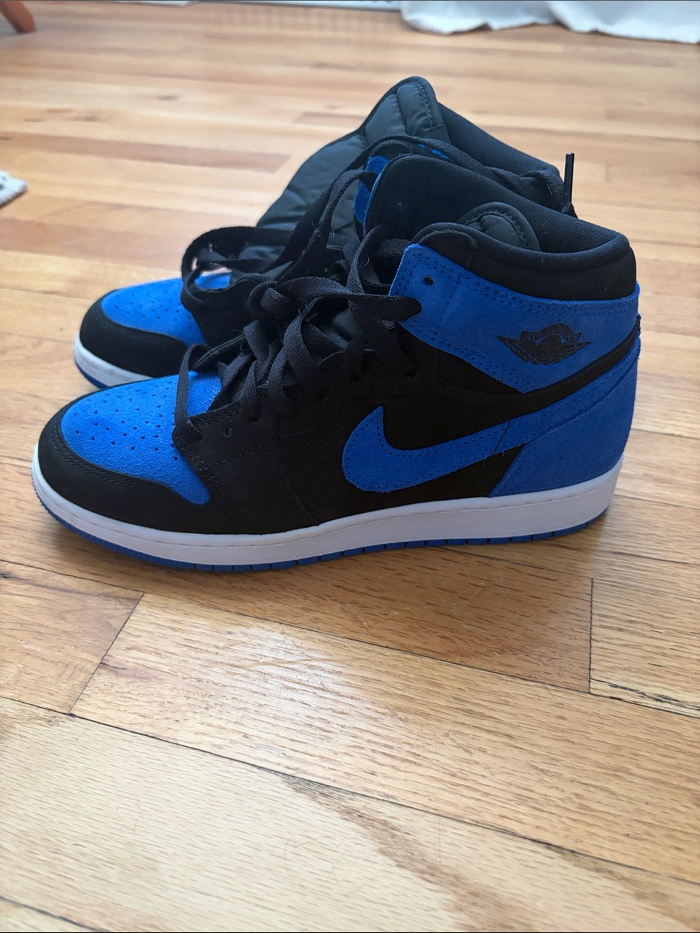 jordan 1 retro royal suede sz 6y
